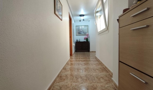 Resale - Penthouse -
Torrevieja - Paseo Maritimo