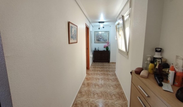 Resale - Penthouse -
Torrevieja - Paseo Maritimo