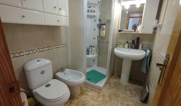 Resale - Penthouse -
Torrevieja - Paseo Maritimo