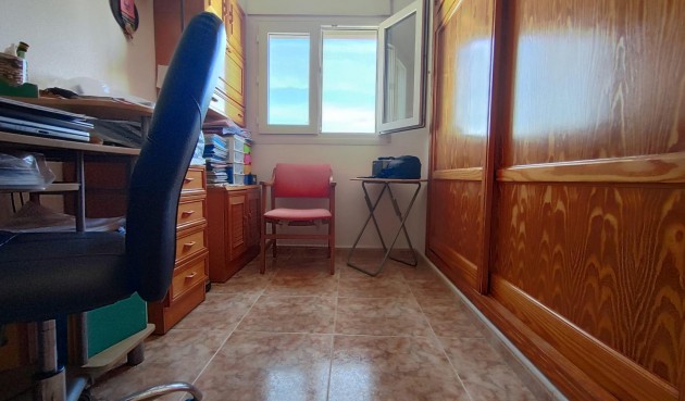 Resale - Penthouse -
Torrevieja - Paseo Maritimo
