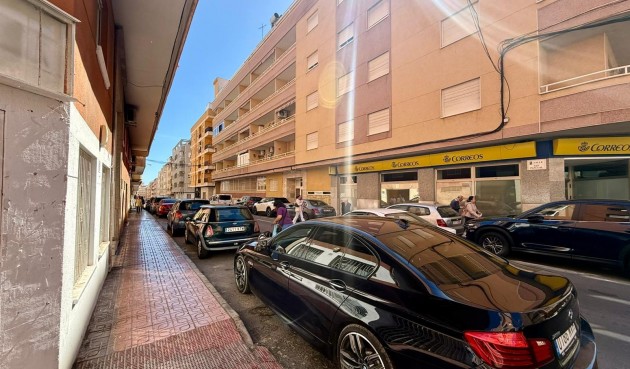 Resale - Apartment -
Torrevieja - Curva Del Palangre