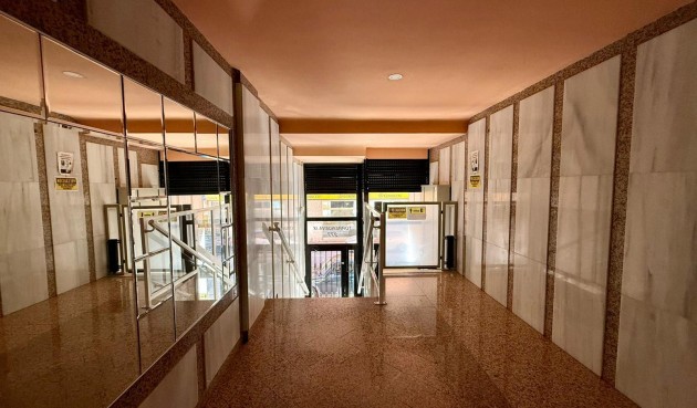 Resale - Apartment -
Torrevieja - Curva Del Palangre