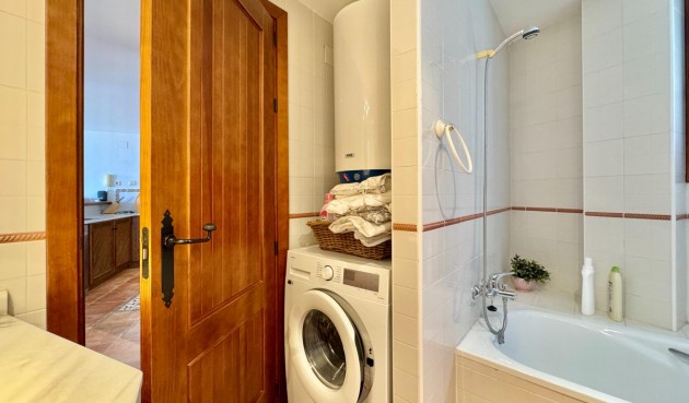 Resale - Apartment -
Torrevieja - Punta Prima