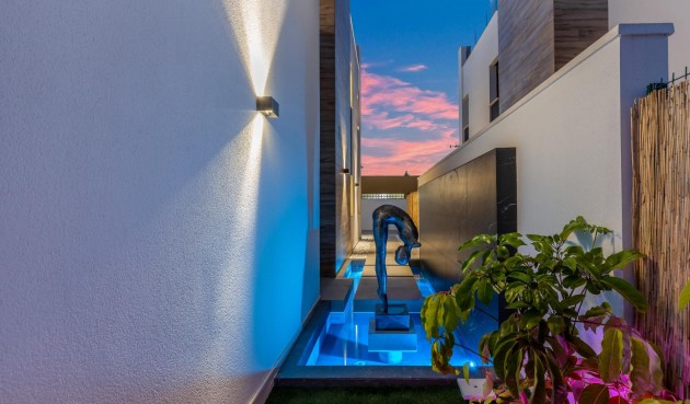 Resale - Villa -
Torrevieja - Torreta Florida