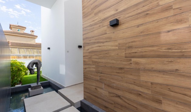 Resale - Villa -
Torrevieja - Torreta Florida