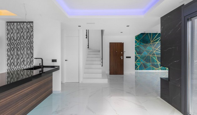 Resale - Villa -
Torrevieja - Torreta Florida
