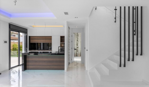 Resale - Villa -
Torrevieja - Torreta Florida