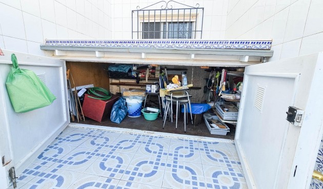 Återförsäljning - Bungalow -
Torrevieja - Torretas