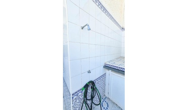 Återförsäljning - Bungalow -
Torrevieja - Torretas