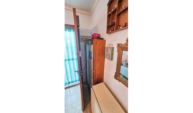 Återförsäljning - Bungalow -
Torrevieja - Torretas