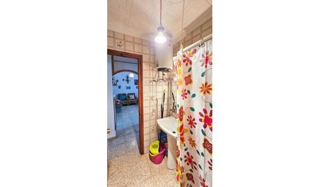 Återförsäljning - Bungalow -
Torrevieja - Torretas