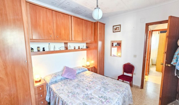 Återförsäljning - Bungalow -
Torrevieja - Torretas