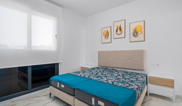 Resale - Apartment -
Villamartin - Costa Blanca