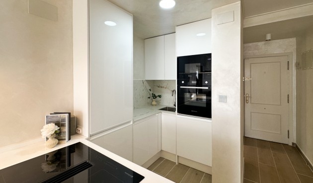 Resale - Apartment -
Torrevieja - Costa Blanca