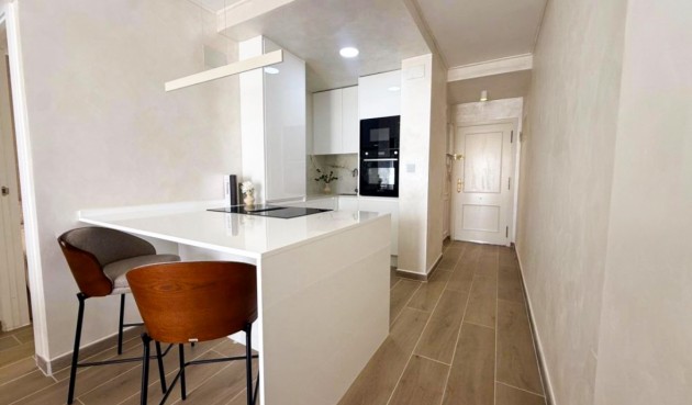 Resale - Apartment -
Torrevieja - Costa Blanca