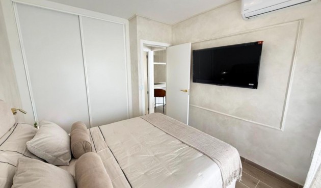 Resale - Apartment -
Torrevieja - Costa Blanca