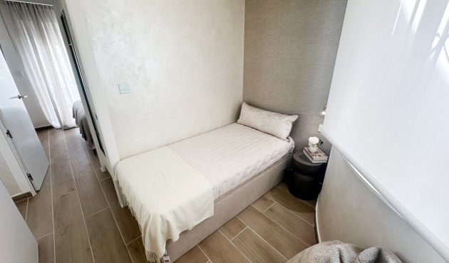 Resale - Apartment -
Torrevieja - Costa Blanca