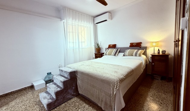 Resale - Apartment -
Alicante - Costa Blanca
