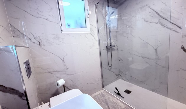 Resale - Apartment -
Alicante - Costa Blanca