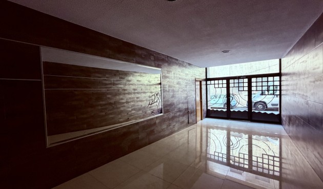 Resale - Apartment -
Alicante - Costa Blanca