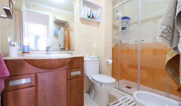 Återförsäljning - Bungalow -
Orihuela Costa - Costa Blanca