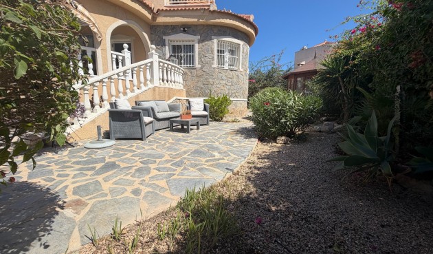 Brukt - Villa -
Rojales - Inland