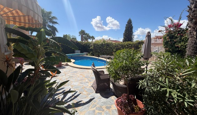 Brukt - Villa -
Rojales - Inland