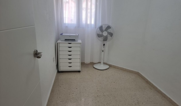 Brukt - Apartment -
Torrevieja - Playa de los Locos