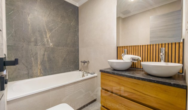 Brukt - Apartment -
Torrevieja - PARQUE DE LAS NACIONES