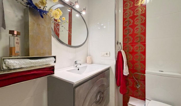 Brukt - Apartment -
Torrevieja - Paseo Maritimo