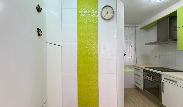 Brukt - Apartment -
Torrevieja - Paseo Maritimo