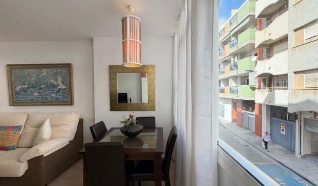 Brukt - Apartment -
Torrevieja - Paseo Maritimo