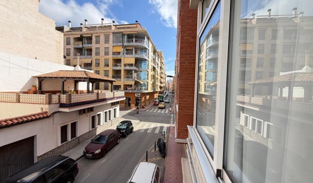 Brukt - Apartment -
Torrevieja - Paseo Maritimo