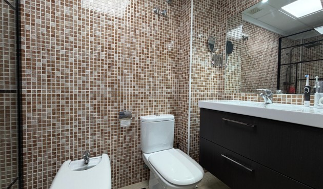 Resale - Apartment -
Jacarilla - Inland
