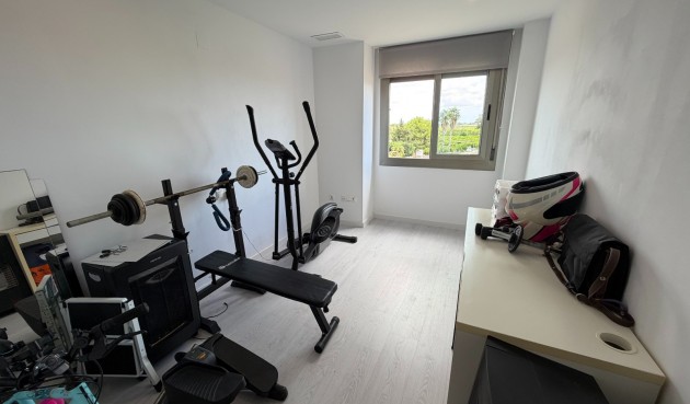 Resale - Apartment -
Jacarilla - Inland