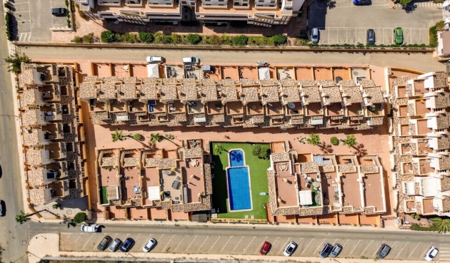 Resale - Villa -
Orihuela Costa - Costa Blanca