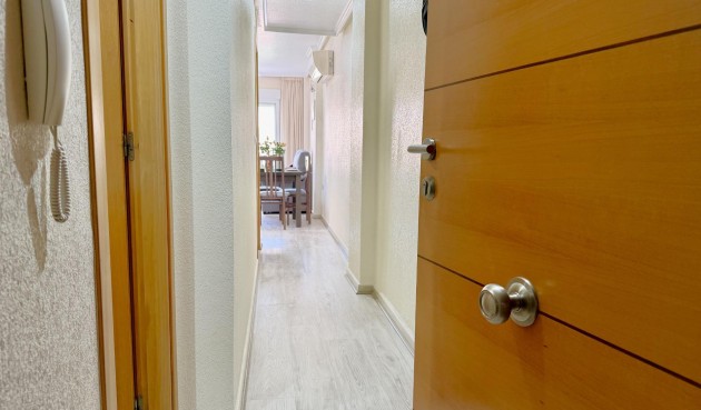 Brukt - Apartment -
Torrevieja - El Molino