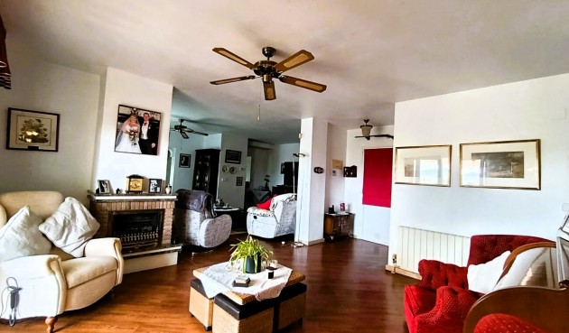 Resale - Villa -
Las Ramblas Golf - Inland