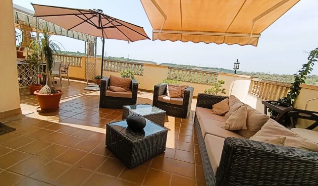 Resale - Villa -
Las Ramblas Golf - Inland