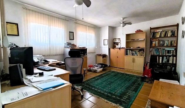 Resale - Villa -
Las Ramblas Golf - Inland
