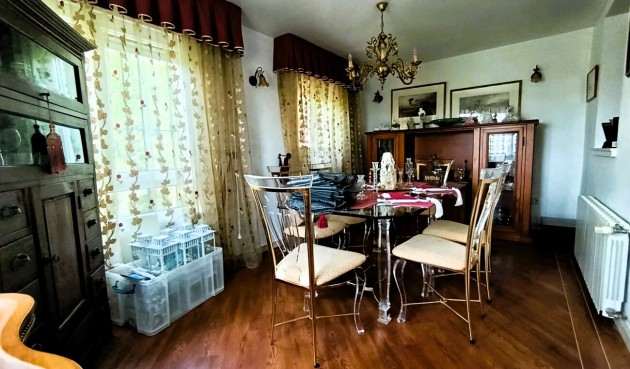 Resale - Villa -
Las Ramblas Golf - Inland