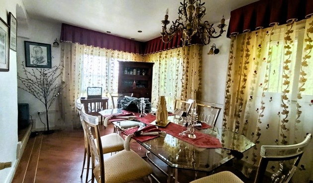 Resale - Villa -
Las Ramblas Golf - Inland