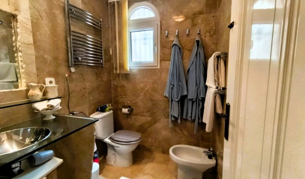 Resale - Villa -
Las Ramblas Golf - Inland
