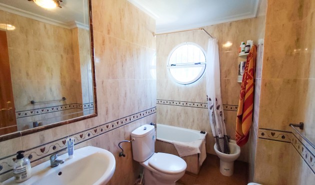 Resale - Apartment -
Cabo Roig - Costa Blanca