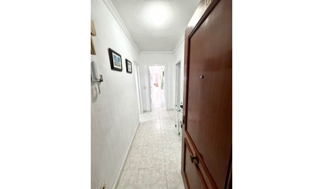 Resale - Apartment -
Torrevieja - Costa Blanca