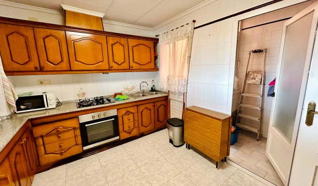 Resale - Apartment -
Torrevieja - Costa Blanca