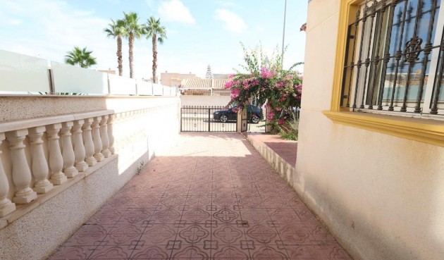 Resale - Town House -
Orihuela Costa - Costa Blanca
