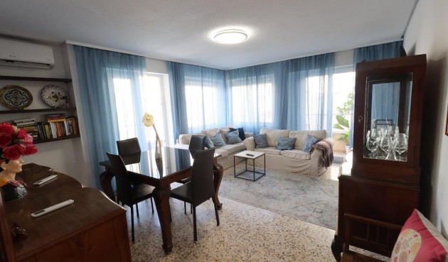 Resale - Apartment -
Torrevieja - Costa Blanca