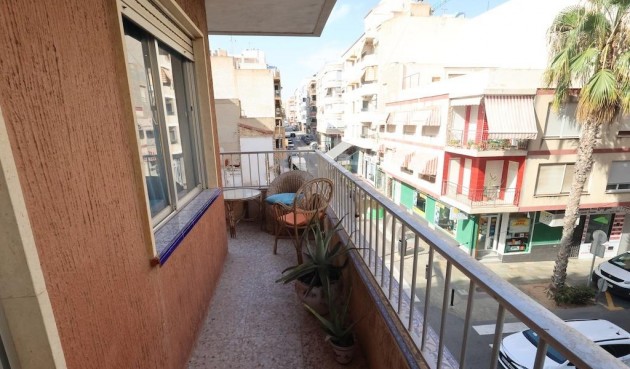 Resale - Apartment -
Torrevieja - Costa Blanca