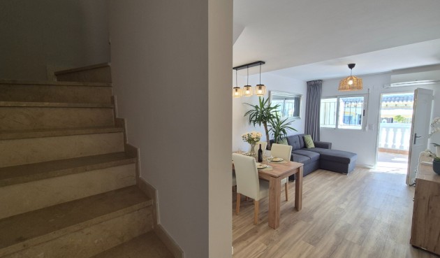 Resale - Town House -
Alicante - Costa Blanca